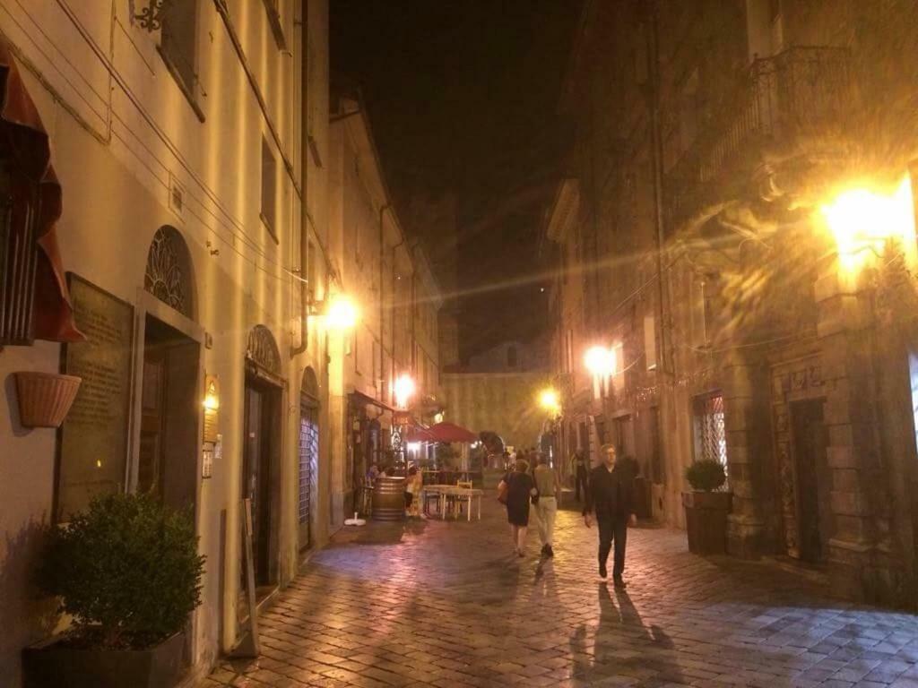 Al Teatro Romano - Cir 0343 奥斯塔 外观 照片