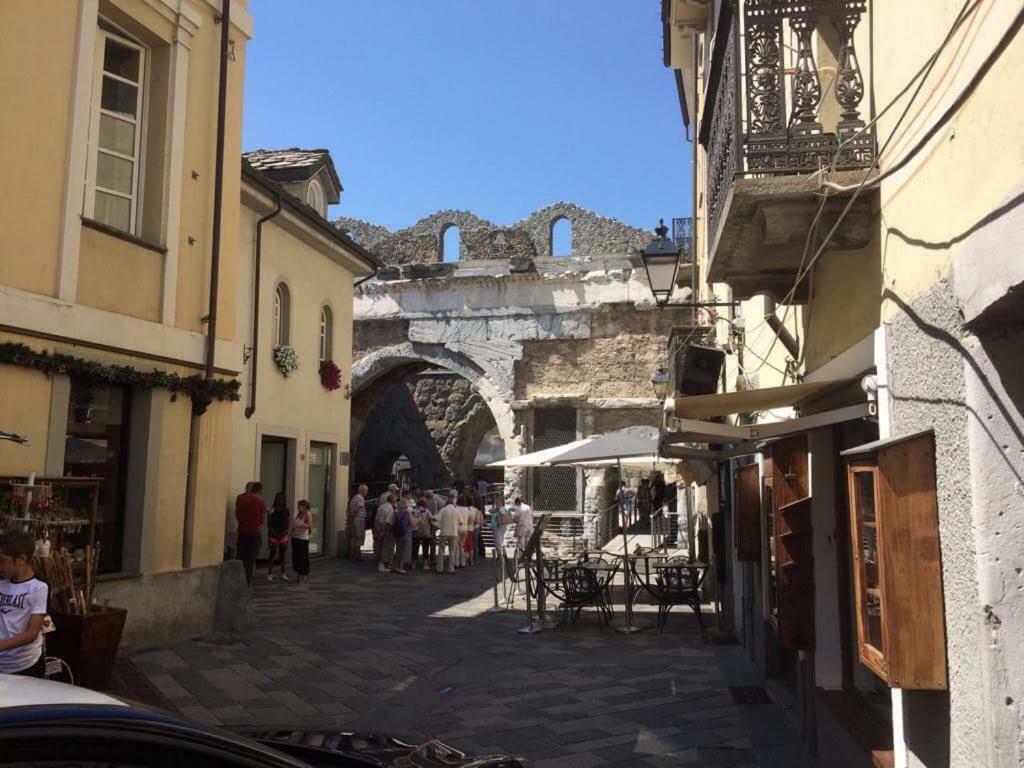 Al Teatro Romano - Cir 0343 奥斯塔 外观 照片